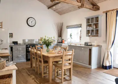Burrows Kitchen & Dining Area