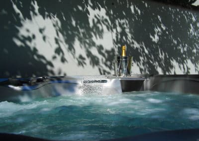 Holiday Cottage Devon Hot tub